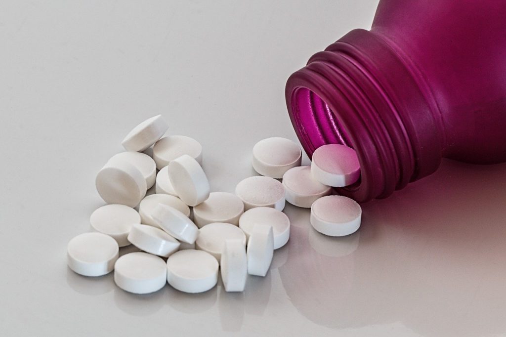 Dr. Scott Cooper Lawsuits for Overprescribing Prescription Drugs